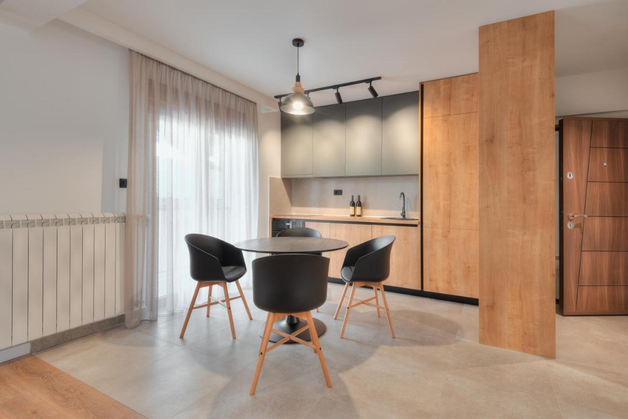 Apartmani Studio Proforma โคลาชิน ภายนอก รูปภาพ