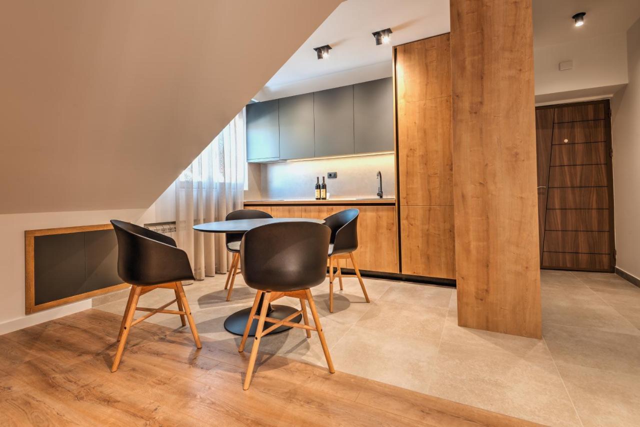 Apartmani Studio Proforma โคลาชิน ภายนอก รูปภาพ